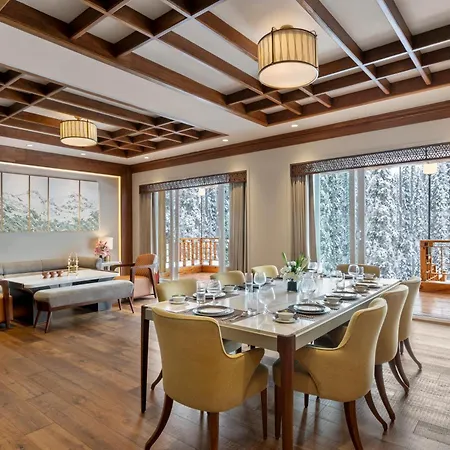 The Khyber Himalayan Resort & Spa Gulmarg Exterior photo