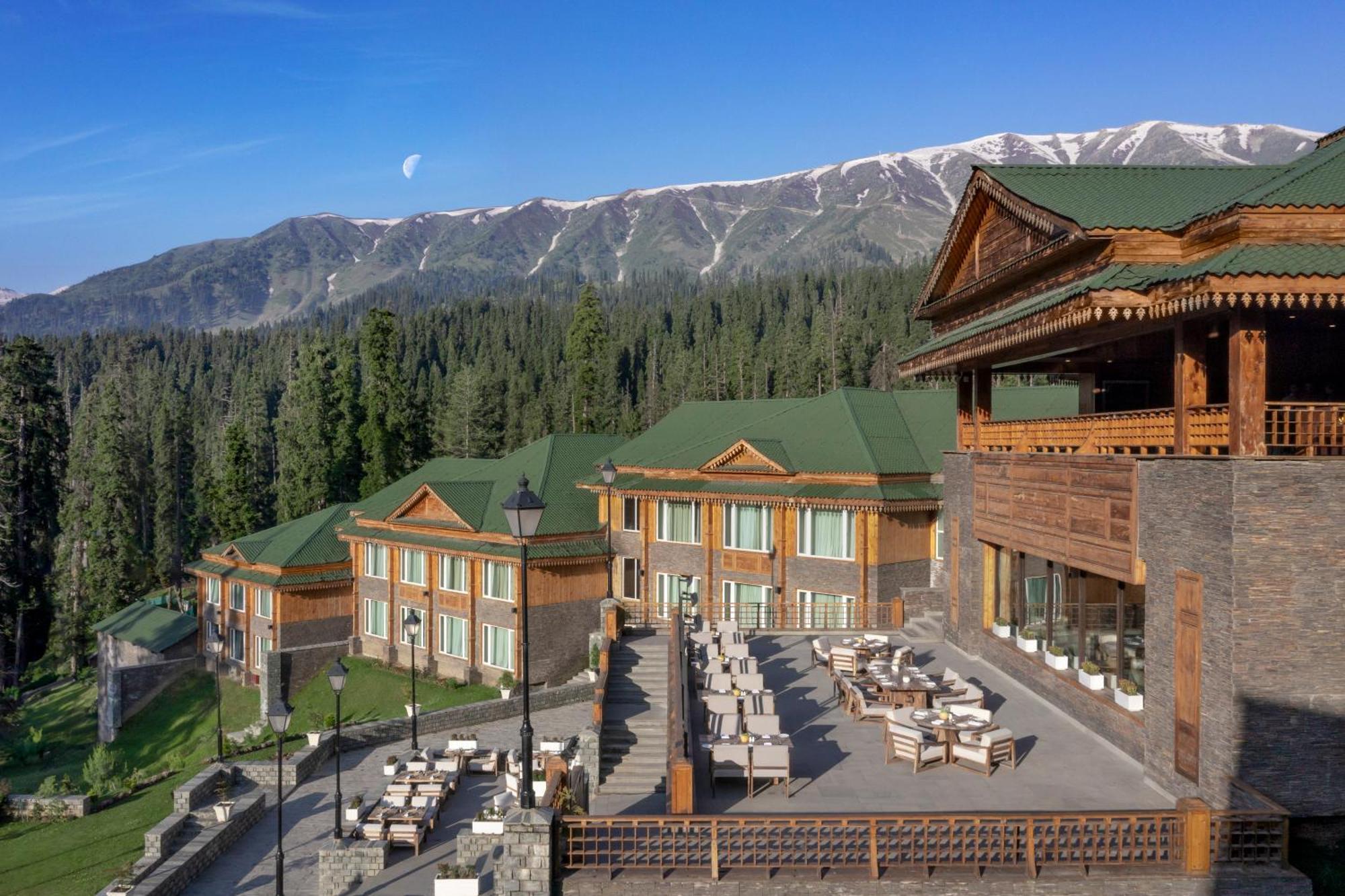 सहारा The Khyber Himalayan & 5*