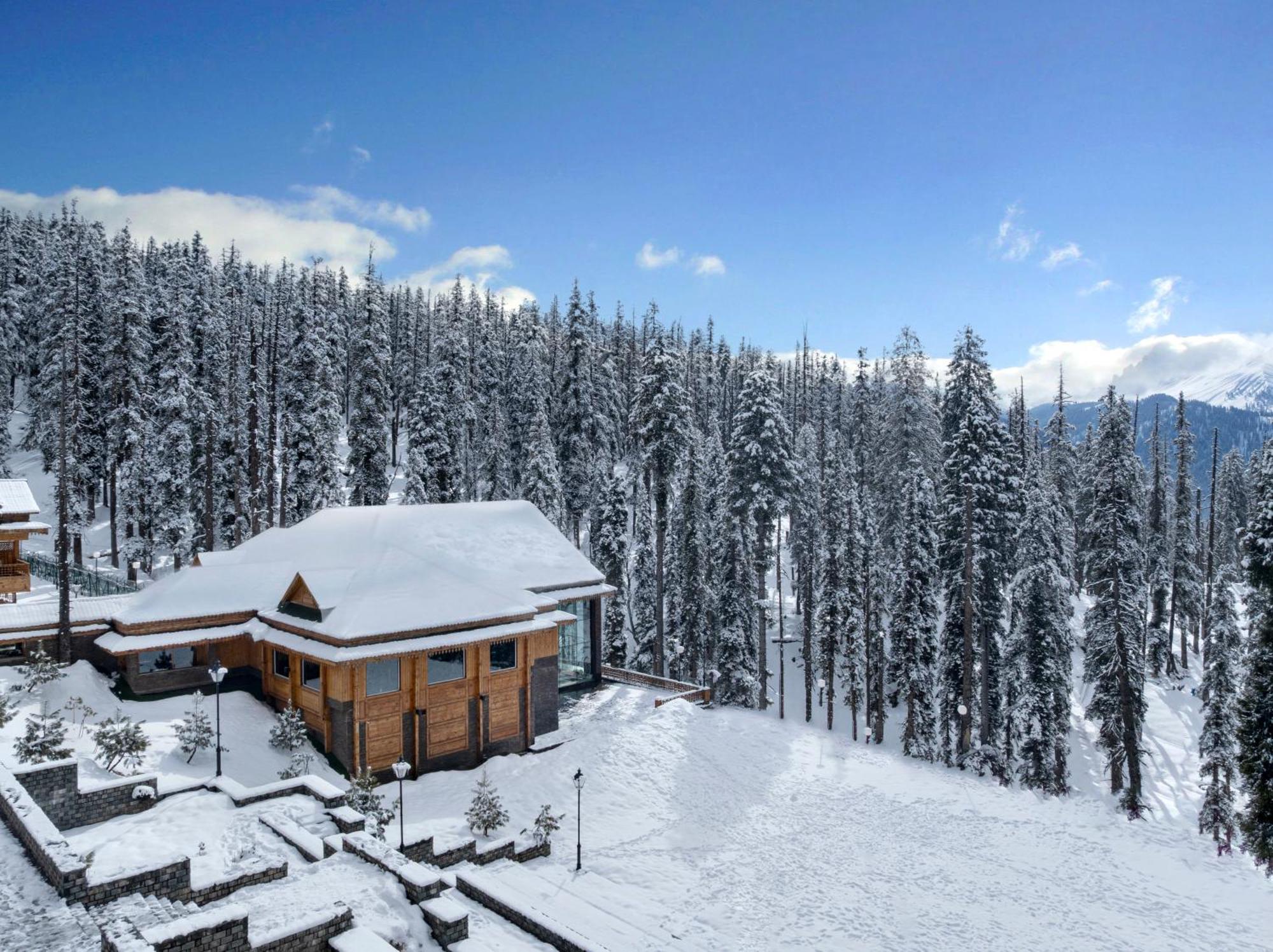 Resort The Khyber Himalayan & Gulmarg